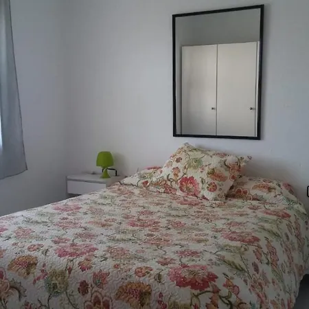 Lejlighed Cozzy Flat In A Quiet And Area / Acogedor En Zona Tranquila Y Agradable