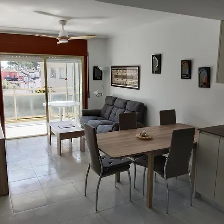 Cozzy Flat In A Quiet And Area / Acogedor En Zona Tranquila Y Agradable