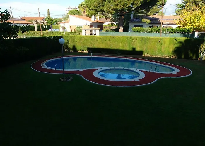 Cozzy Flat In A Quiet And Area / Acogedor En Zona Tranquila Y Agradable Apartman *